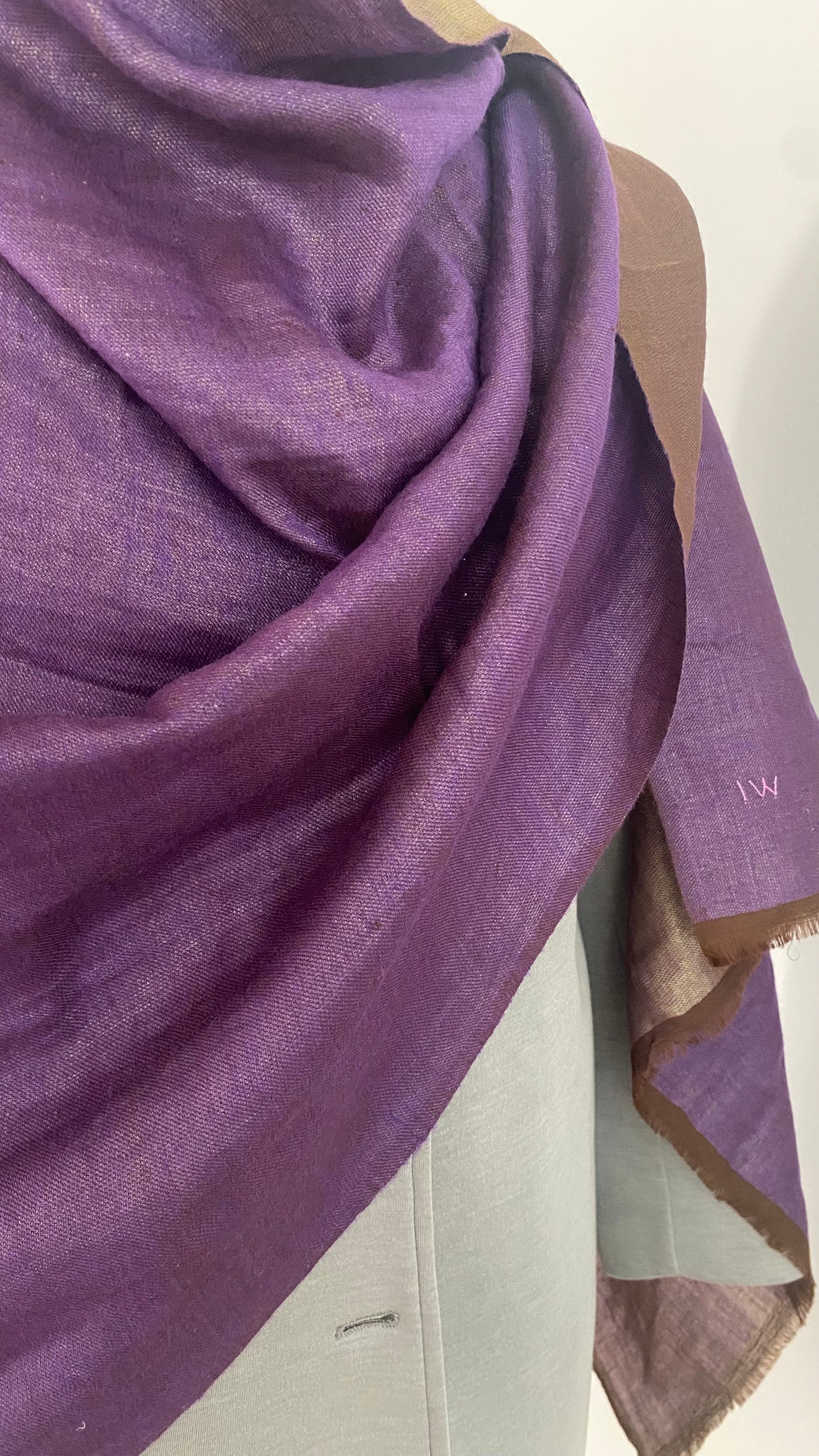 PUCE- Reversible Pashmina Indus Weavers