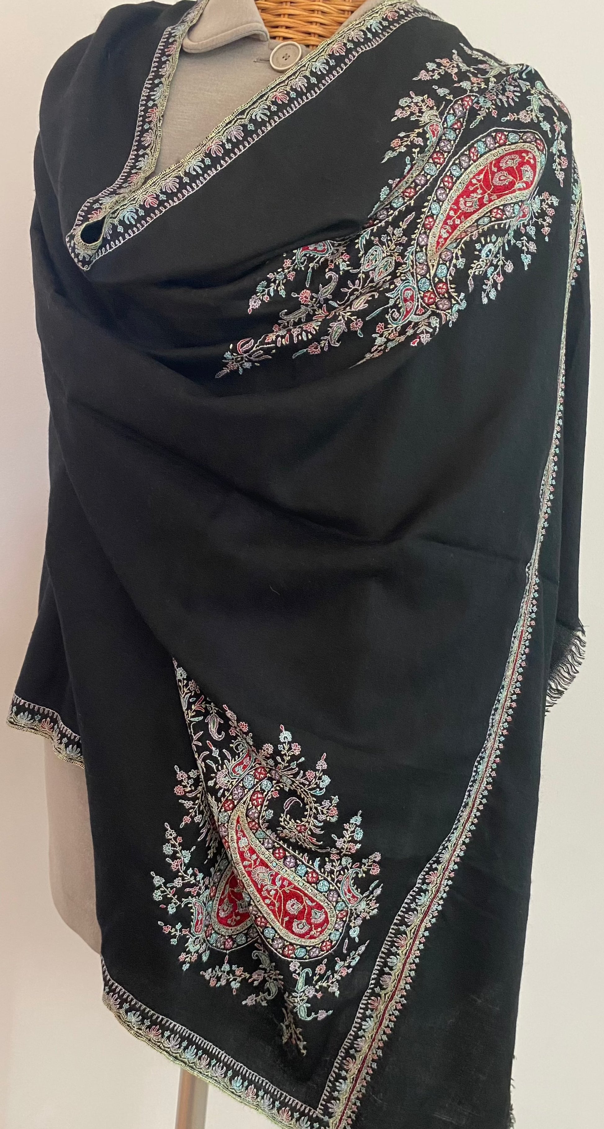 Pashmina BUTAH - 200x100 CM Indus Weavers